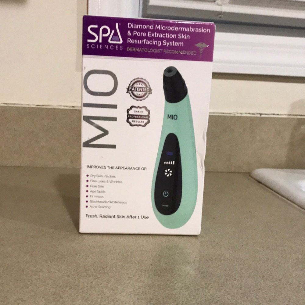 MIO Microdermabrasion System